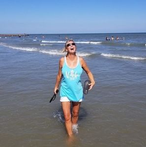 Meet your Posher, Laura